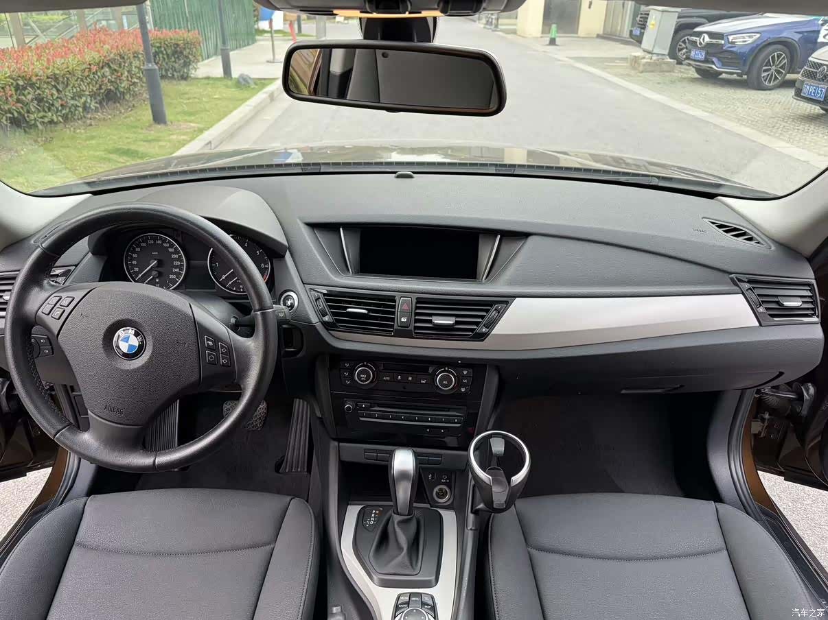 BMW X1, 2013 10