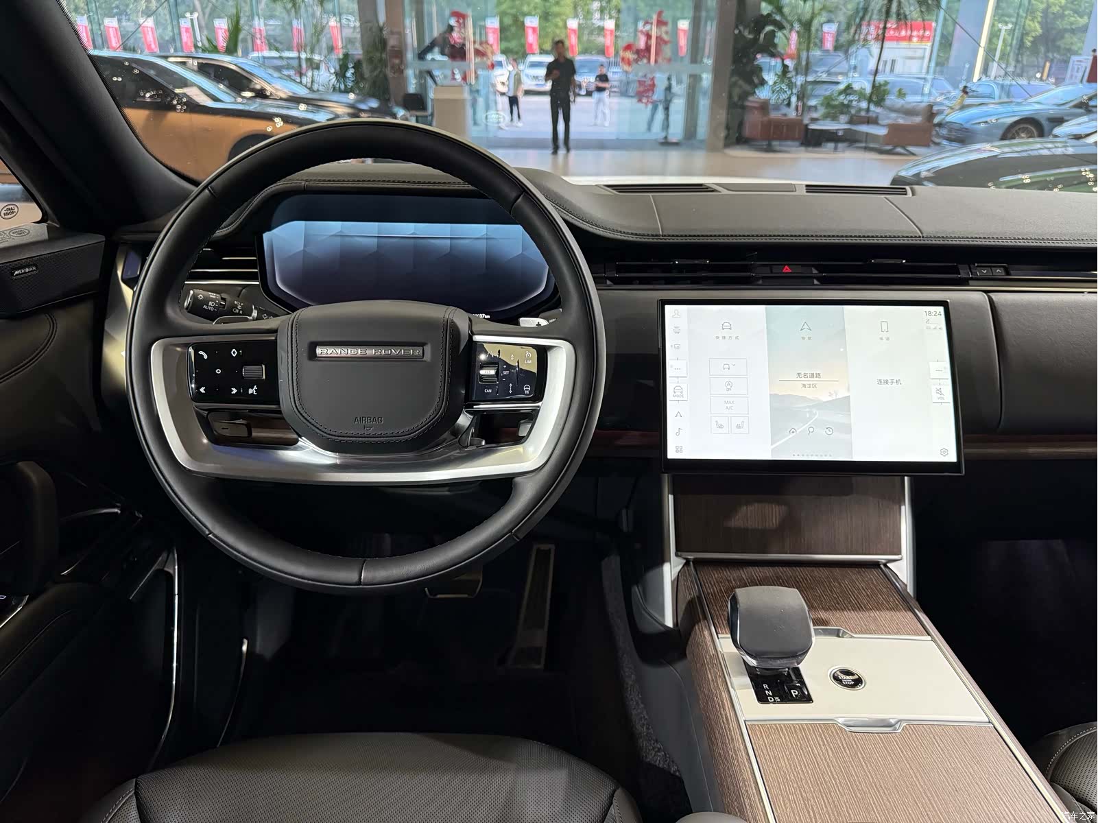 Land Rover Range Rover, 2026 11