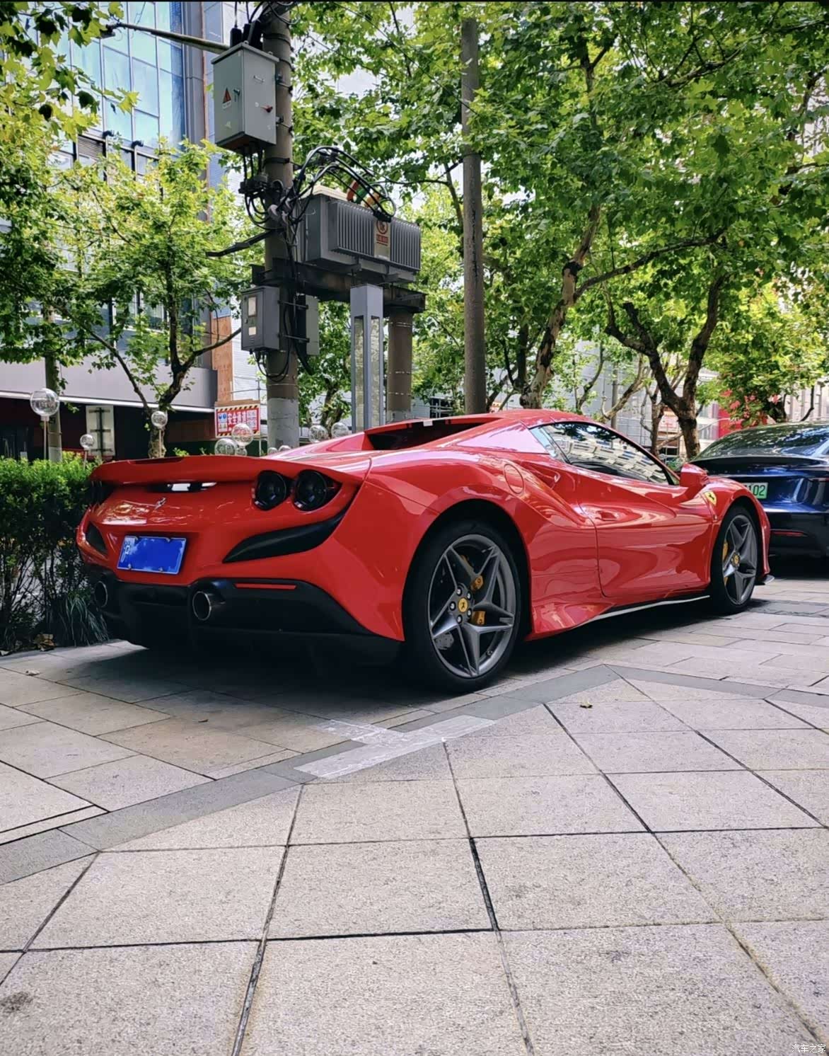 Ferrari F8, 2021 3