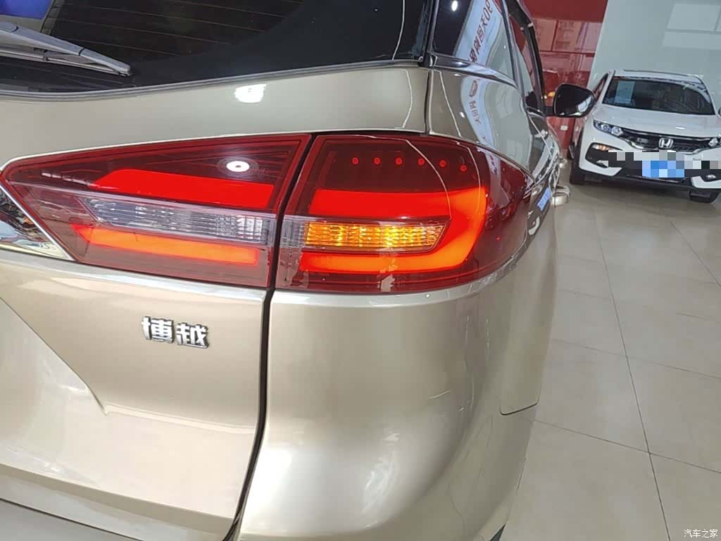 Geely Boyue, 2018 8