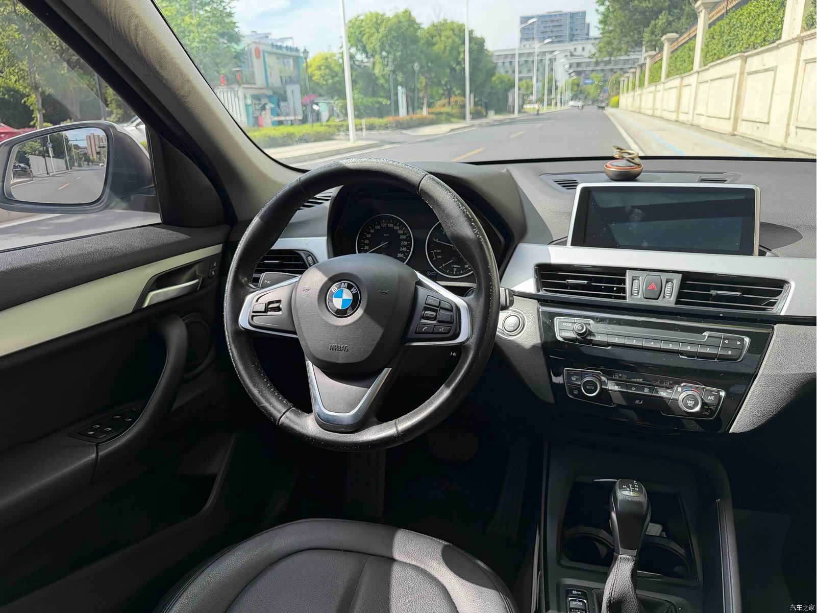 BMW X1, 2016 10