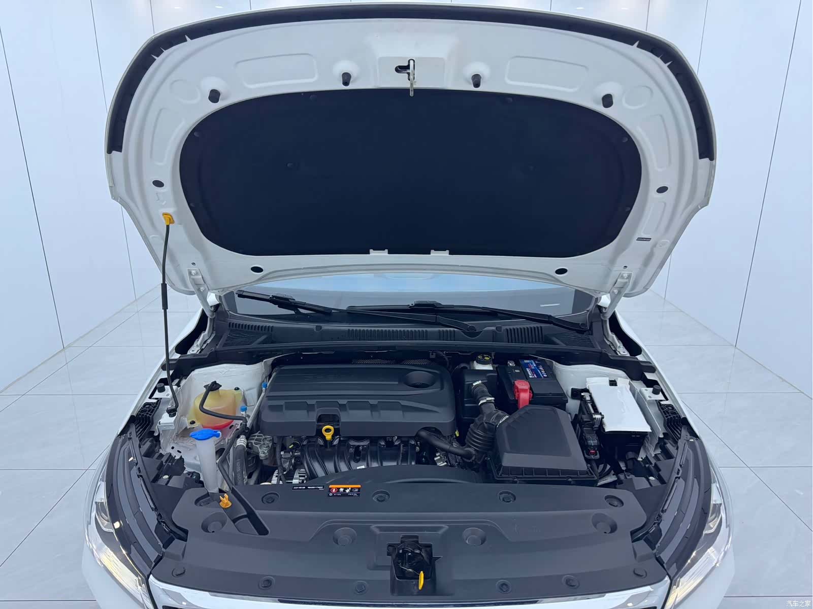 Geely Emgrand, 2022 16