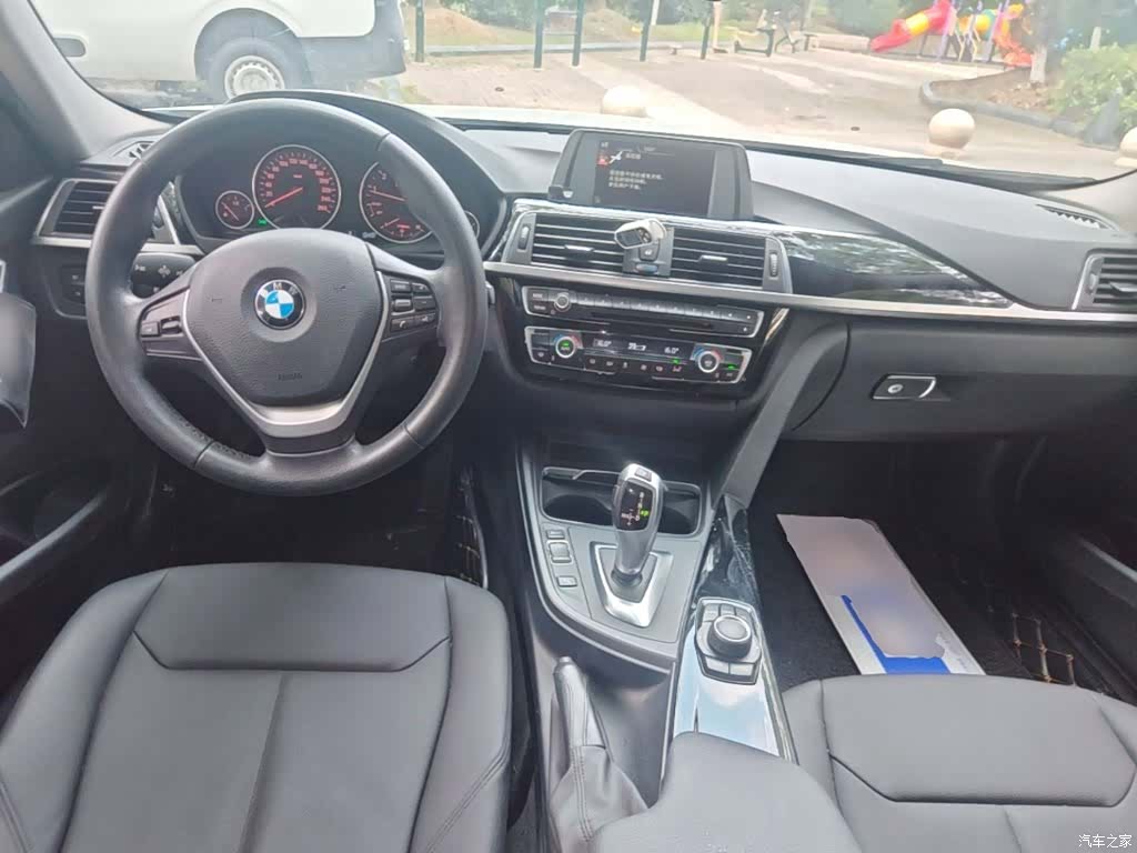 BMW 3 Series, 2016 10