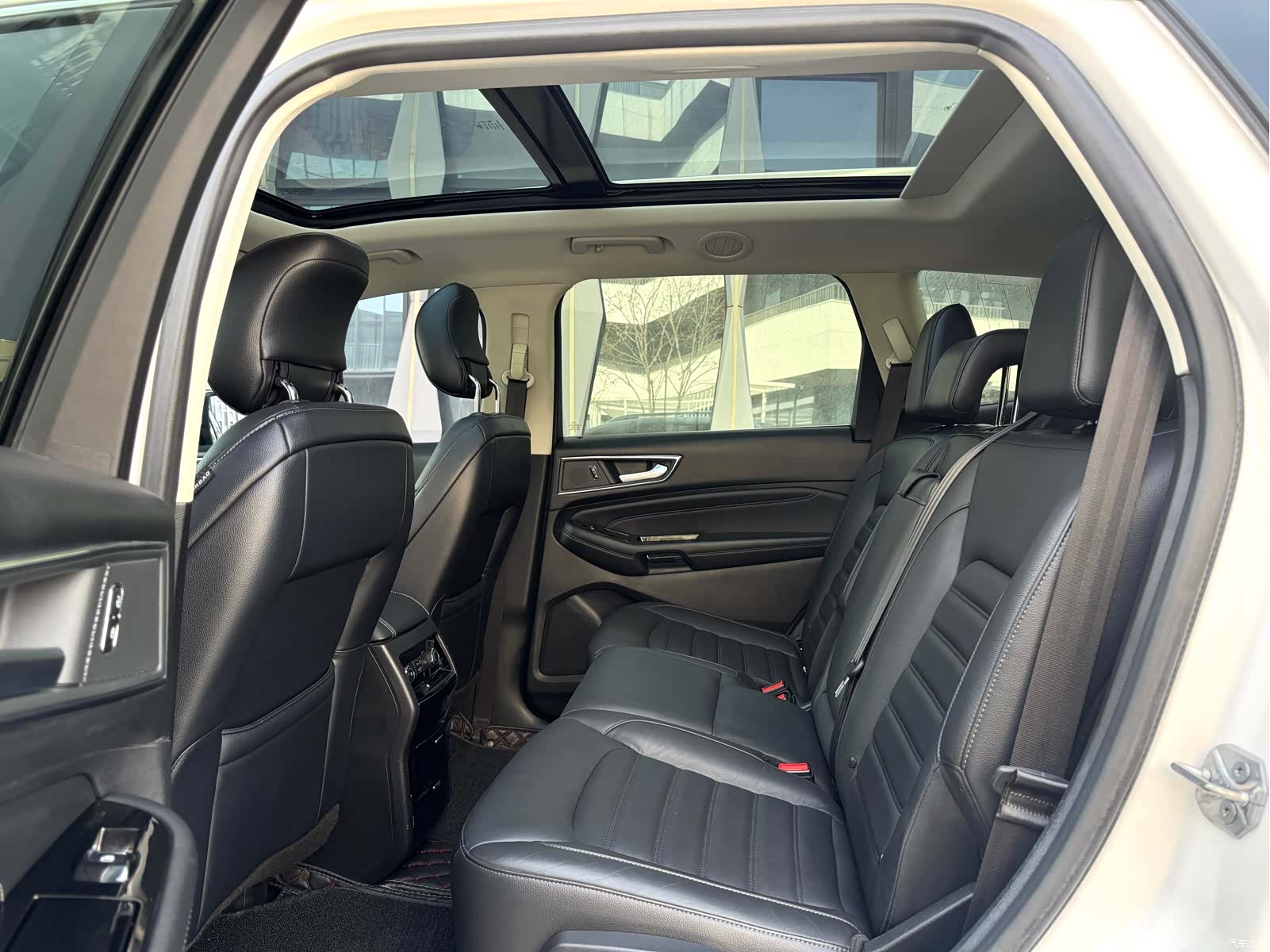 Ford Edge, 2016 15