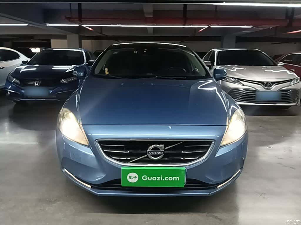 Volvo V40, 2016 3
