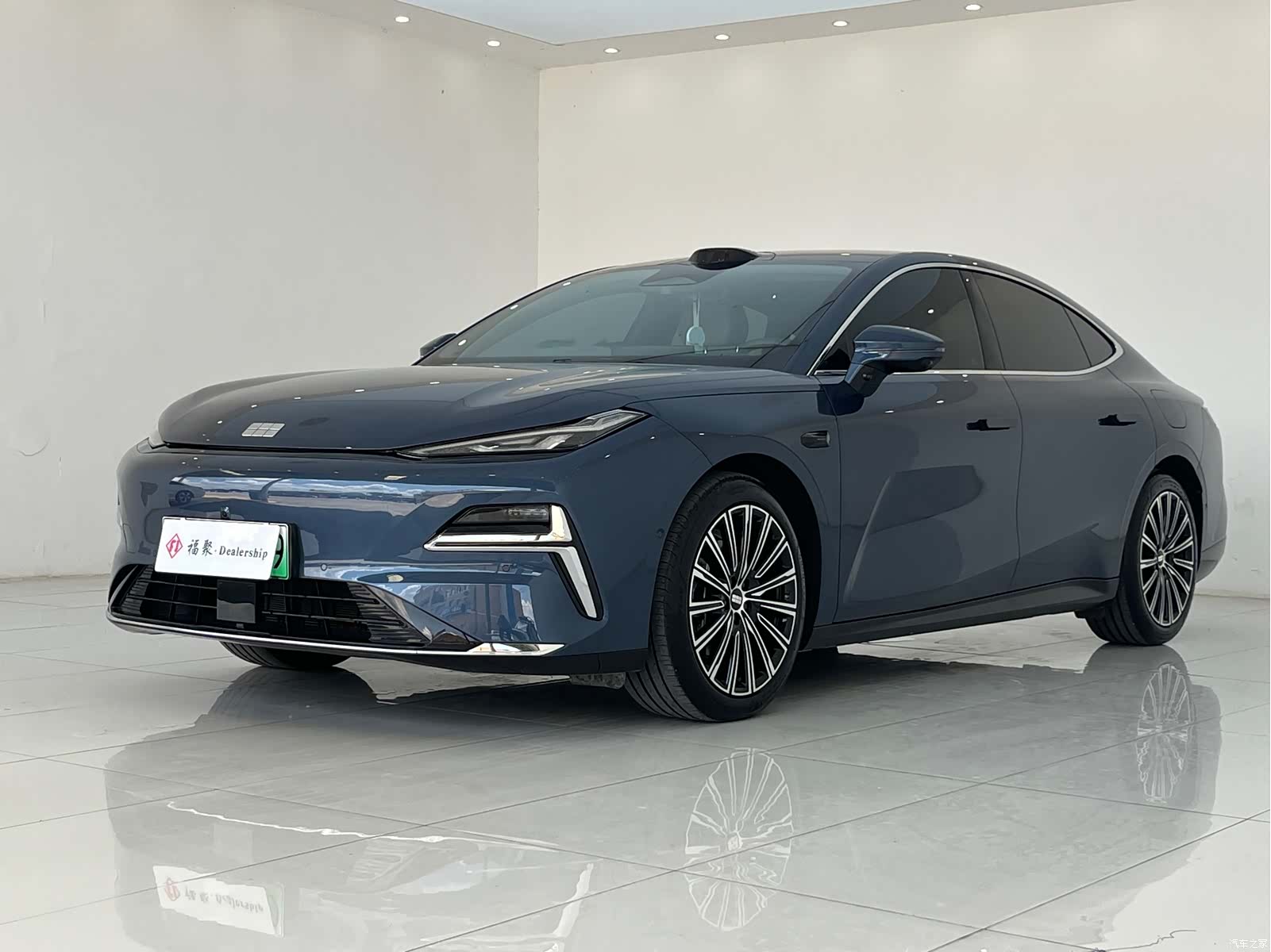 Geely 8, 2025 2