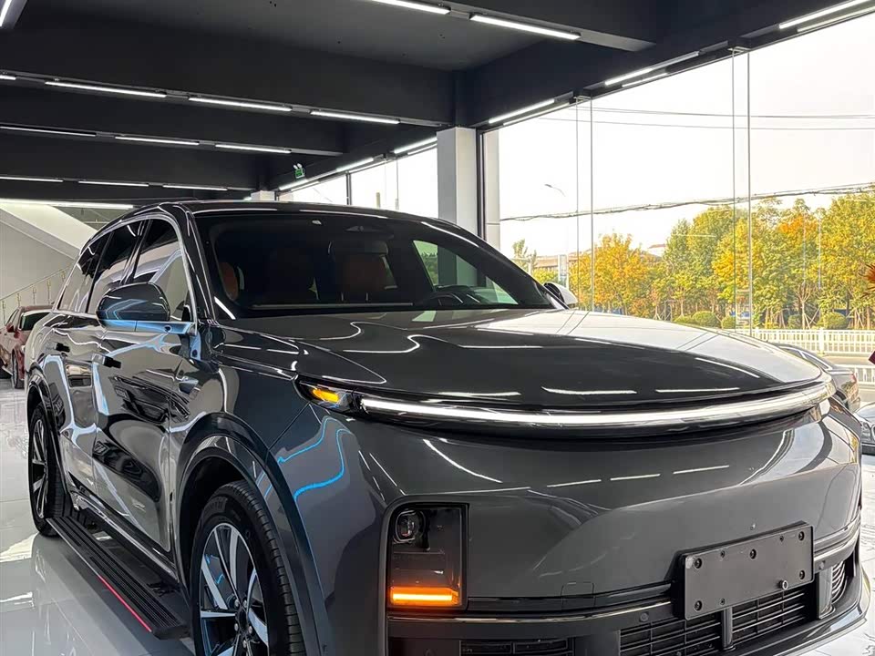 Li Auto Ideal L8
