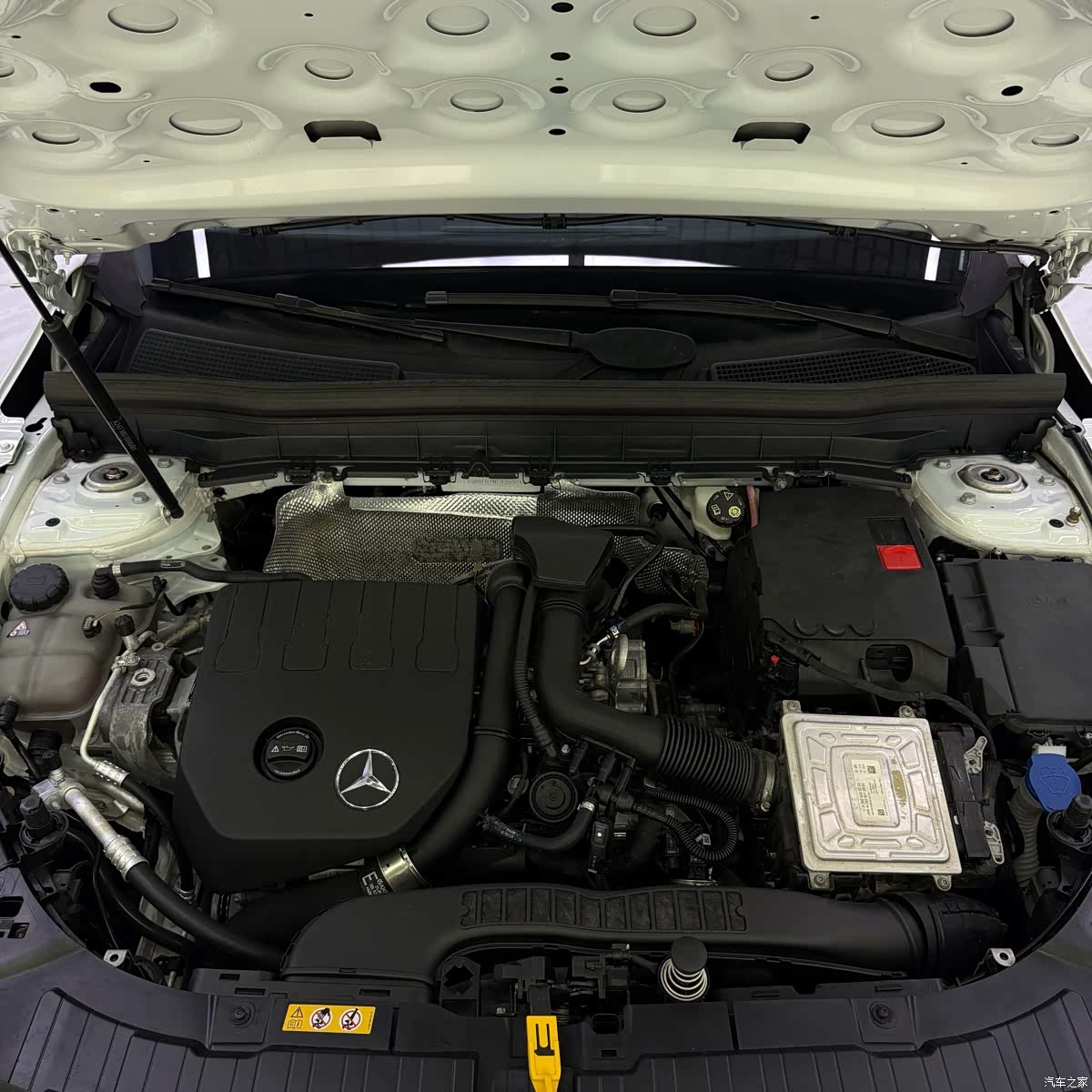 Mercedes-Benz GLB, 2021 22