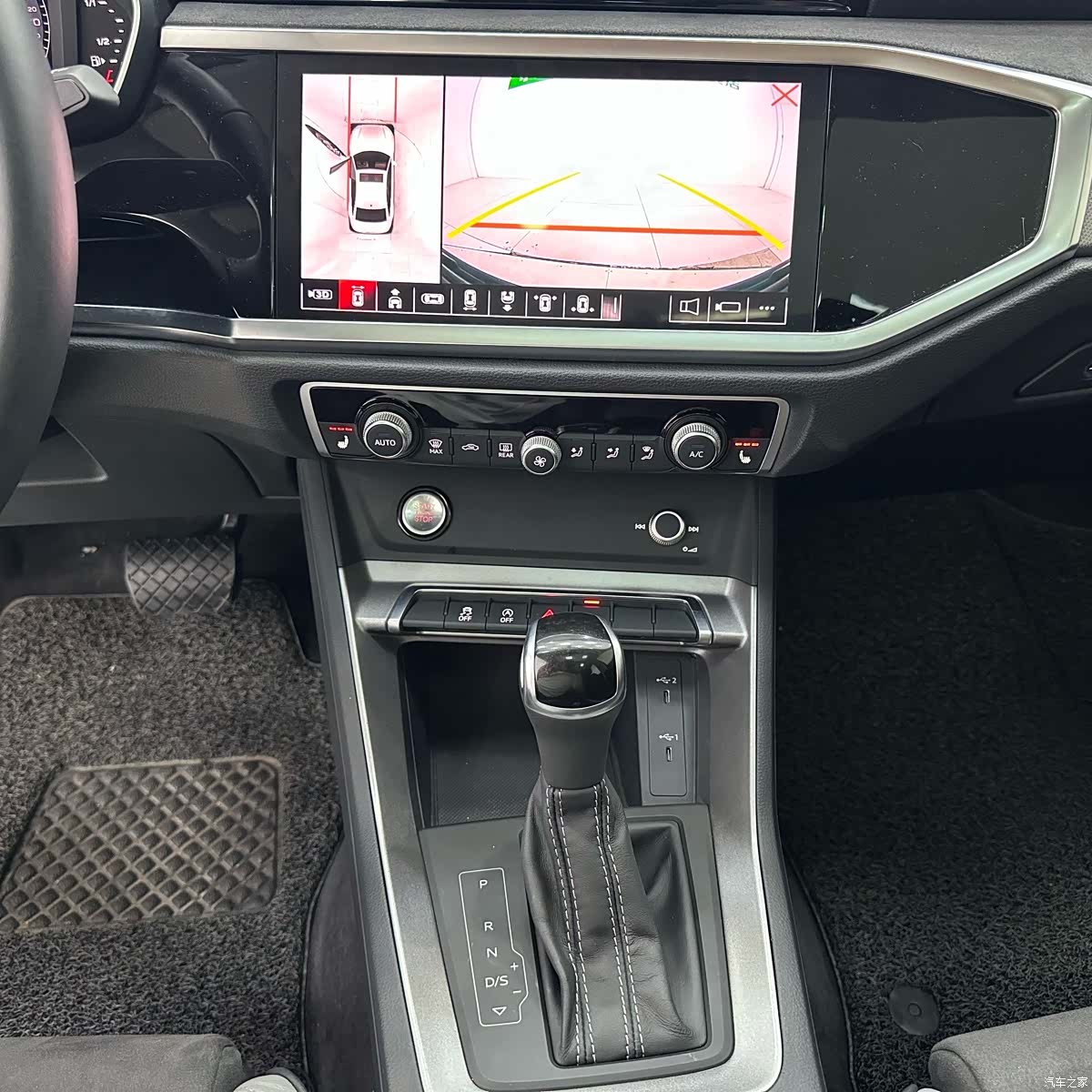 Audi Q3, 2023 14