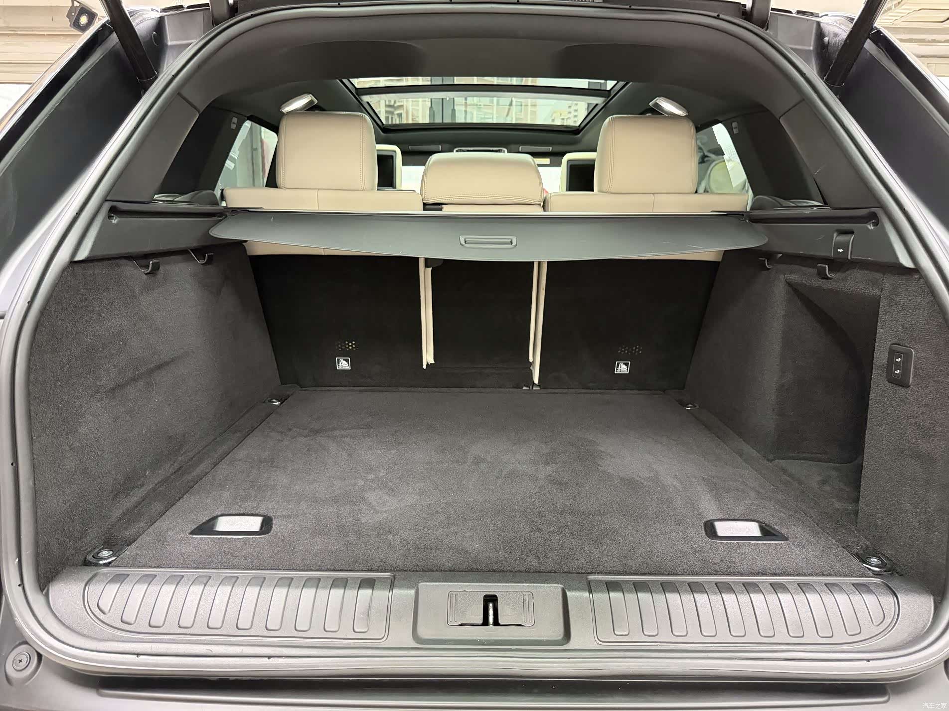 Land Rover Range Rover, 2019 37