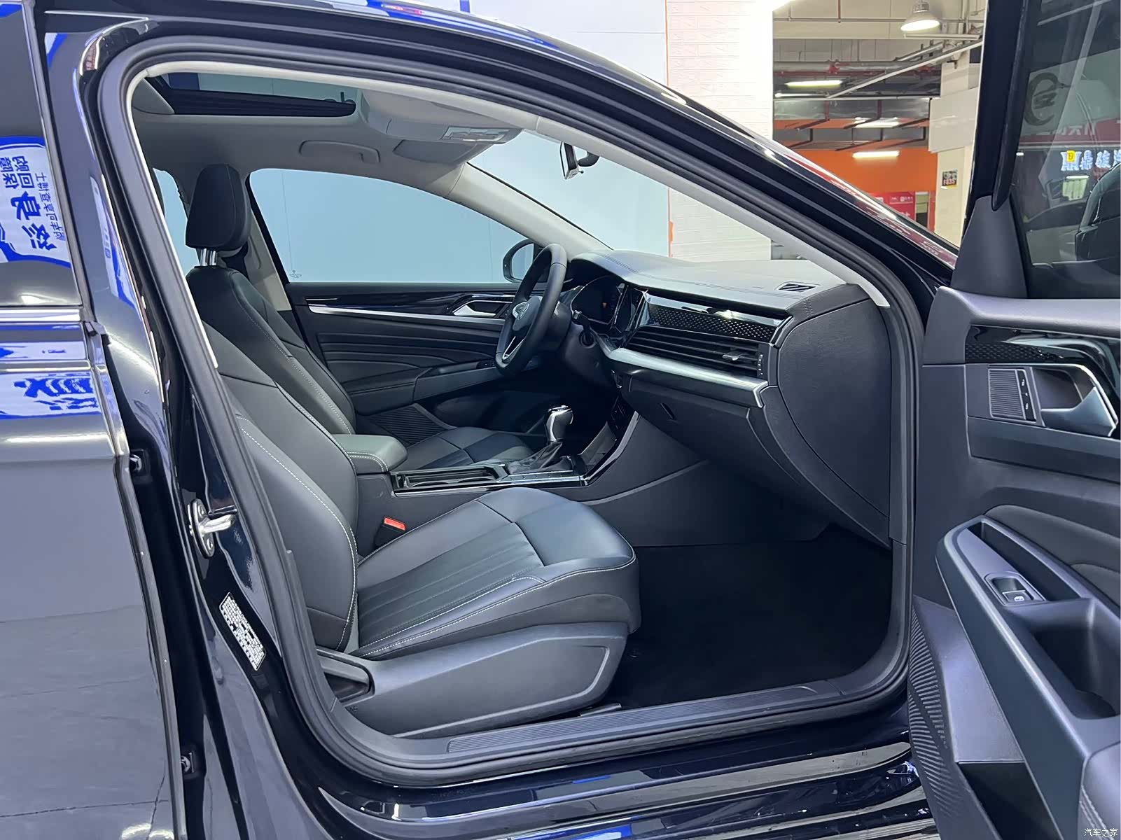 Volkswagen Passat, 2023 22