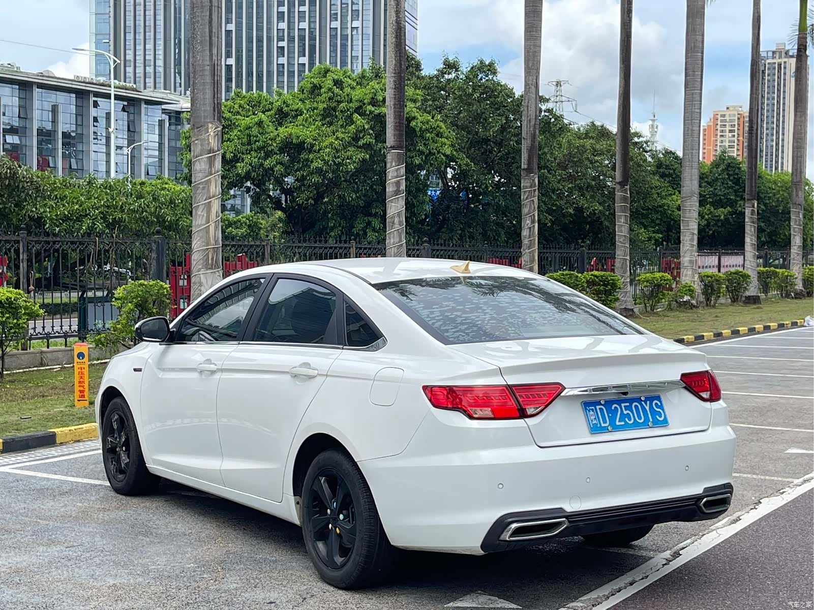 Geely Emgrand, 2019 12