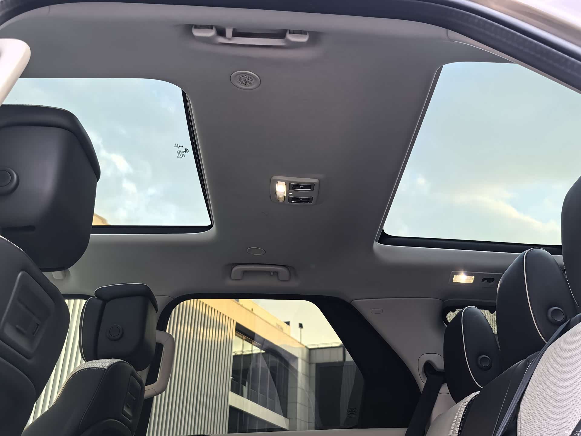 Land Rover Discovery, 2021 15