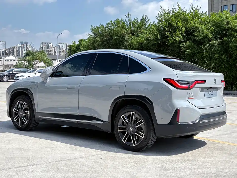 NIO EC6