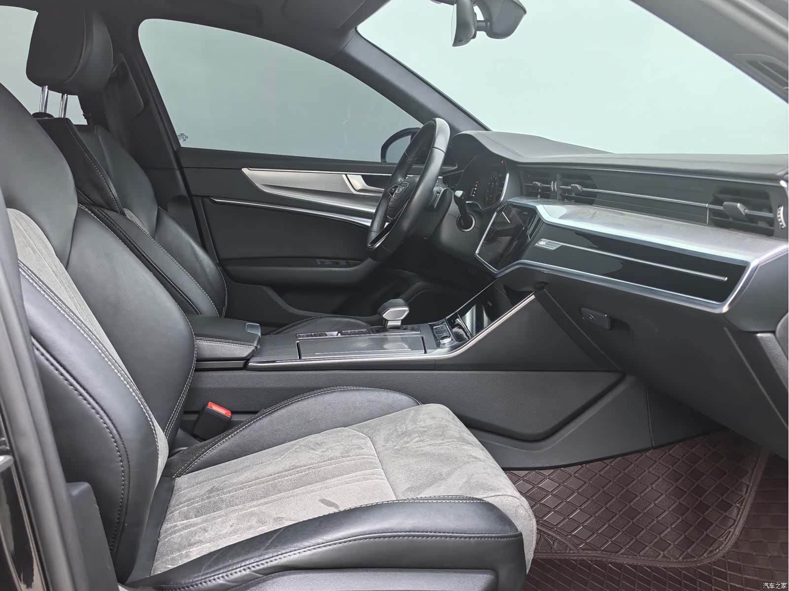 Audi A6L, 2022 все фото