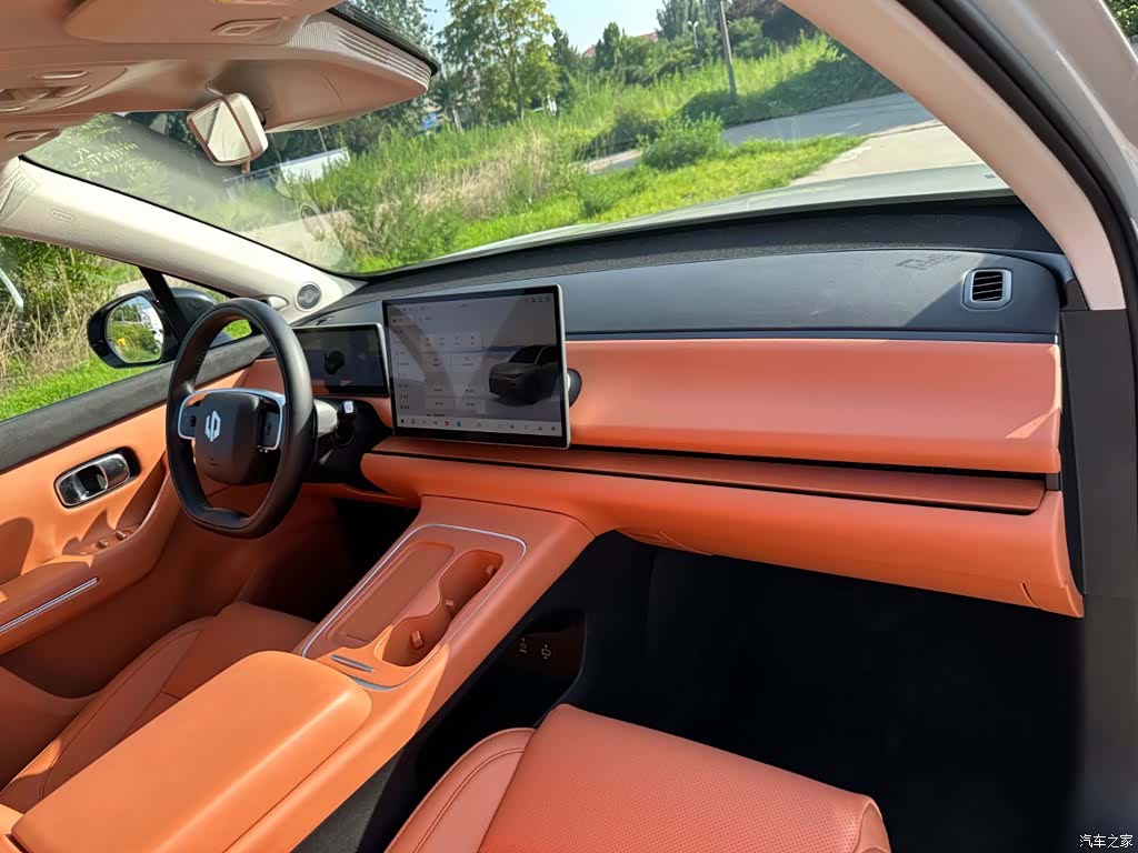 Leapmotor C10, 2025 16
