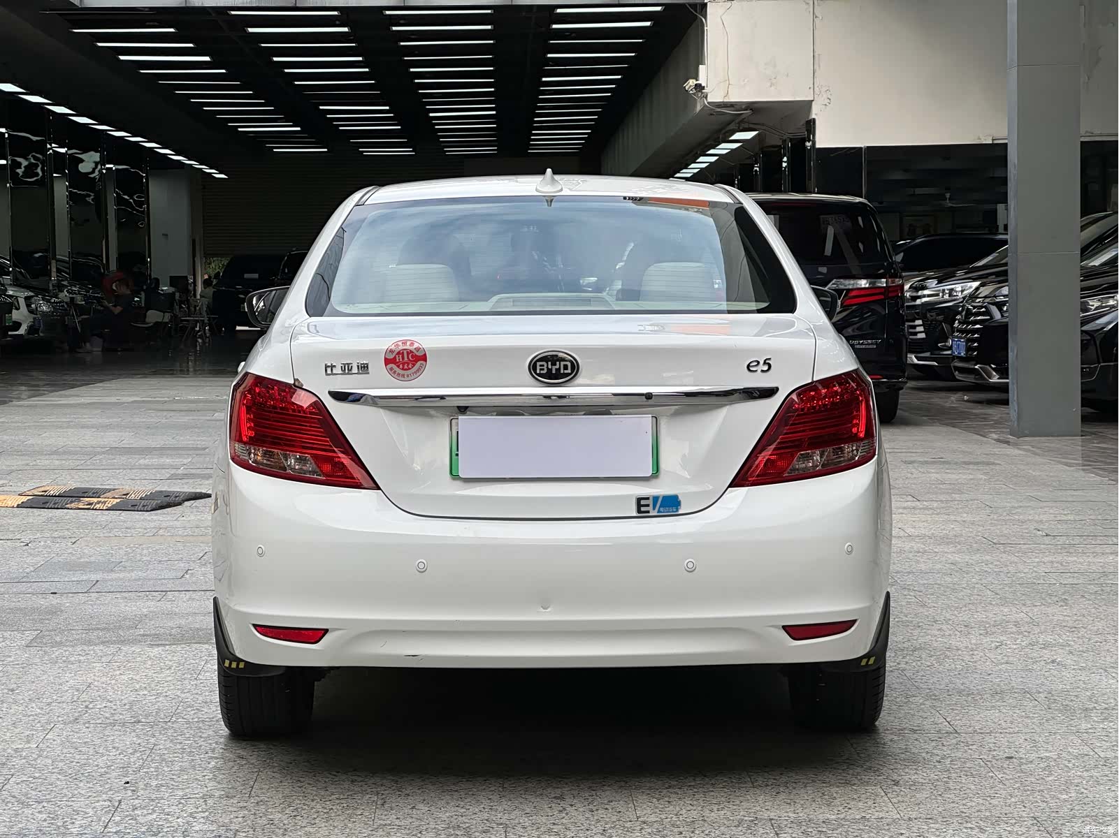 BYD E5, 2017 13