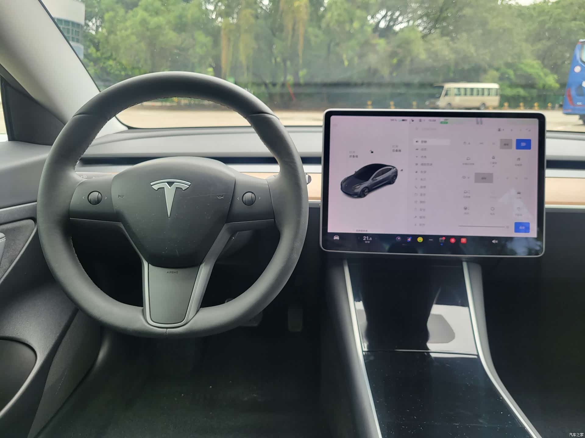 Tesla Model 3, 2020 21