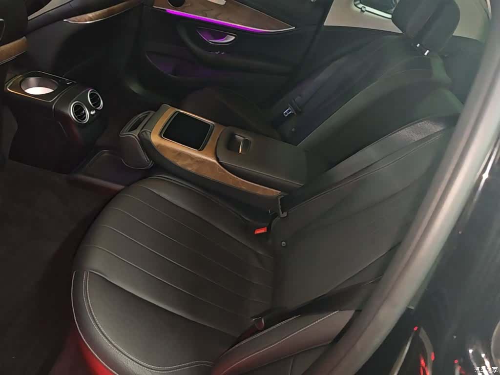Mercedes-Benz E-Class, 2017 17