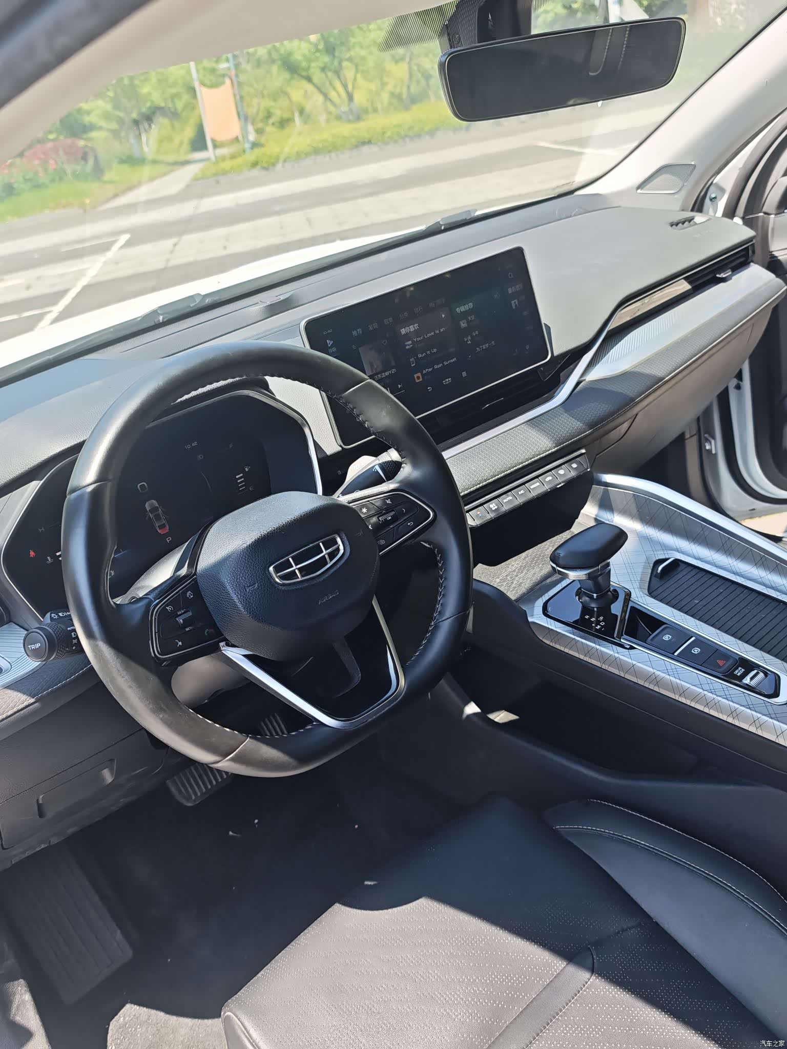 Geely Preface, 2022 18