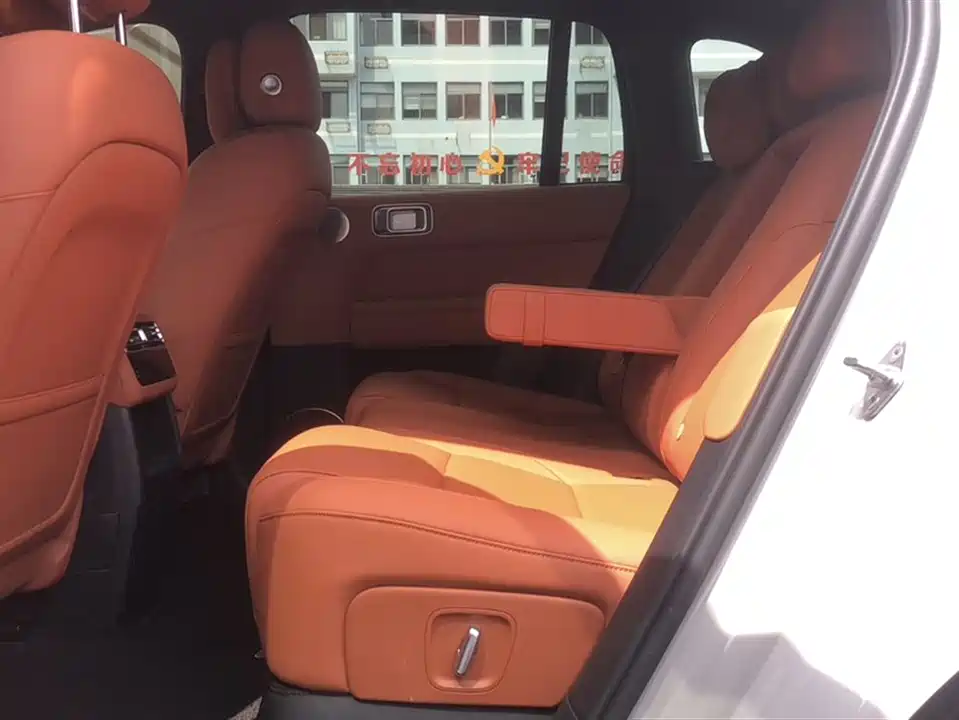 Li Auto Ideal L6