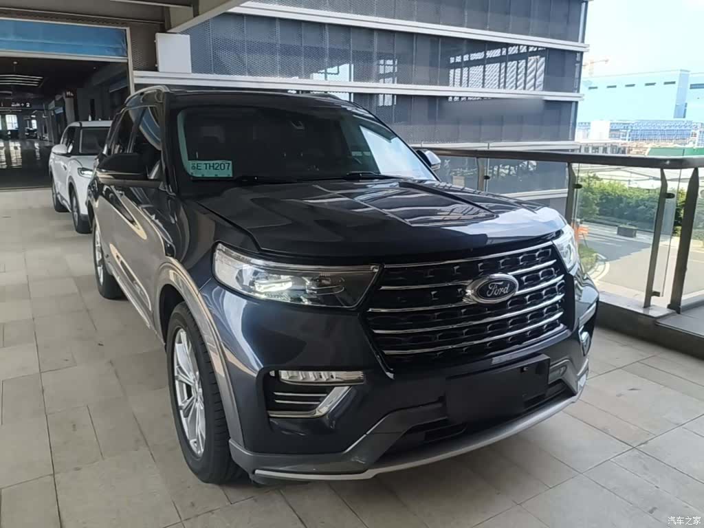 Ford Explorer, 2020 4