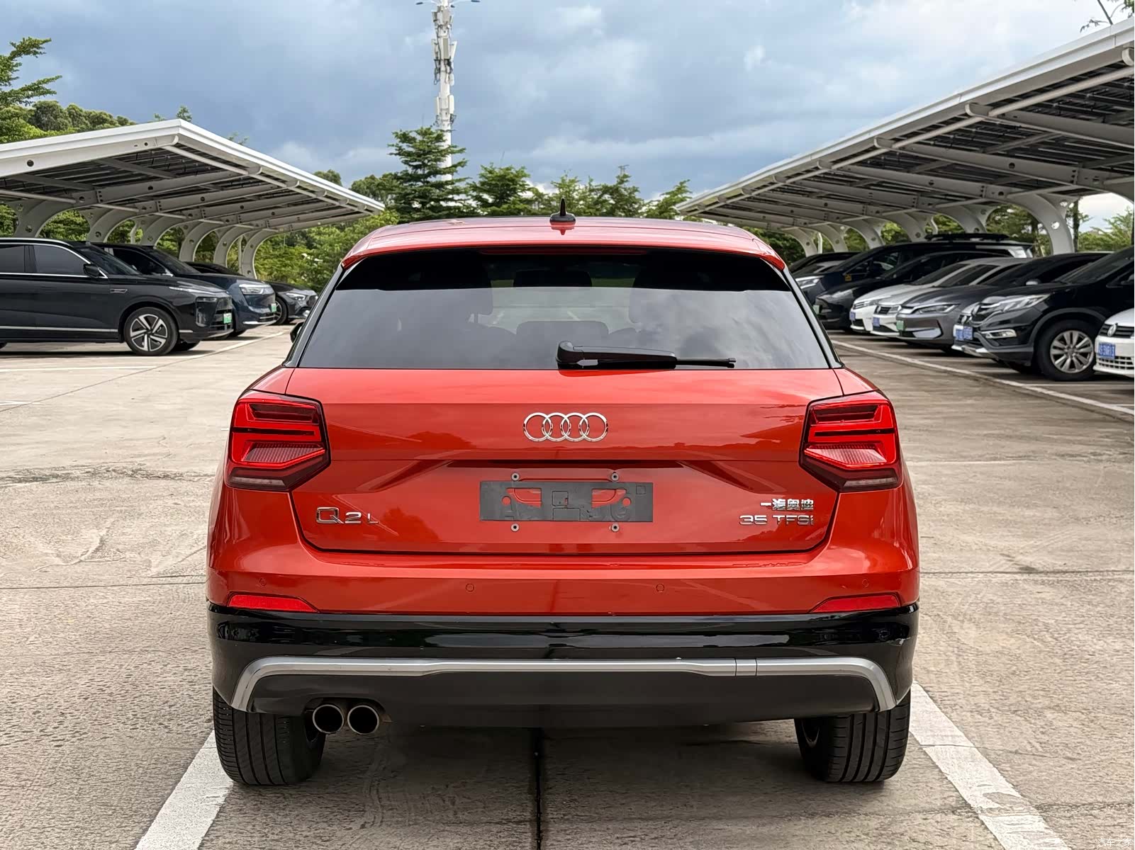 Audi Q2L, 2018 14