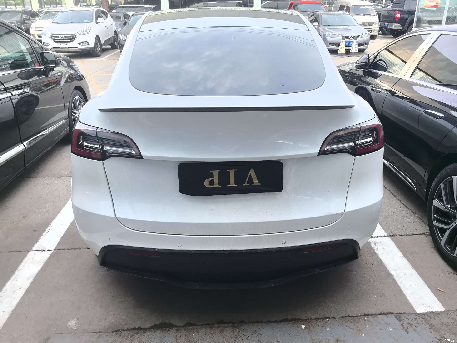 Tesla Model Y, 2023 11