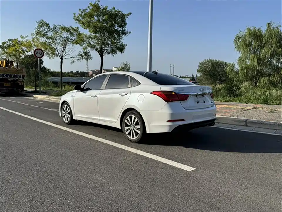 Hyundai Name picture