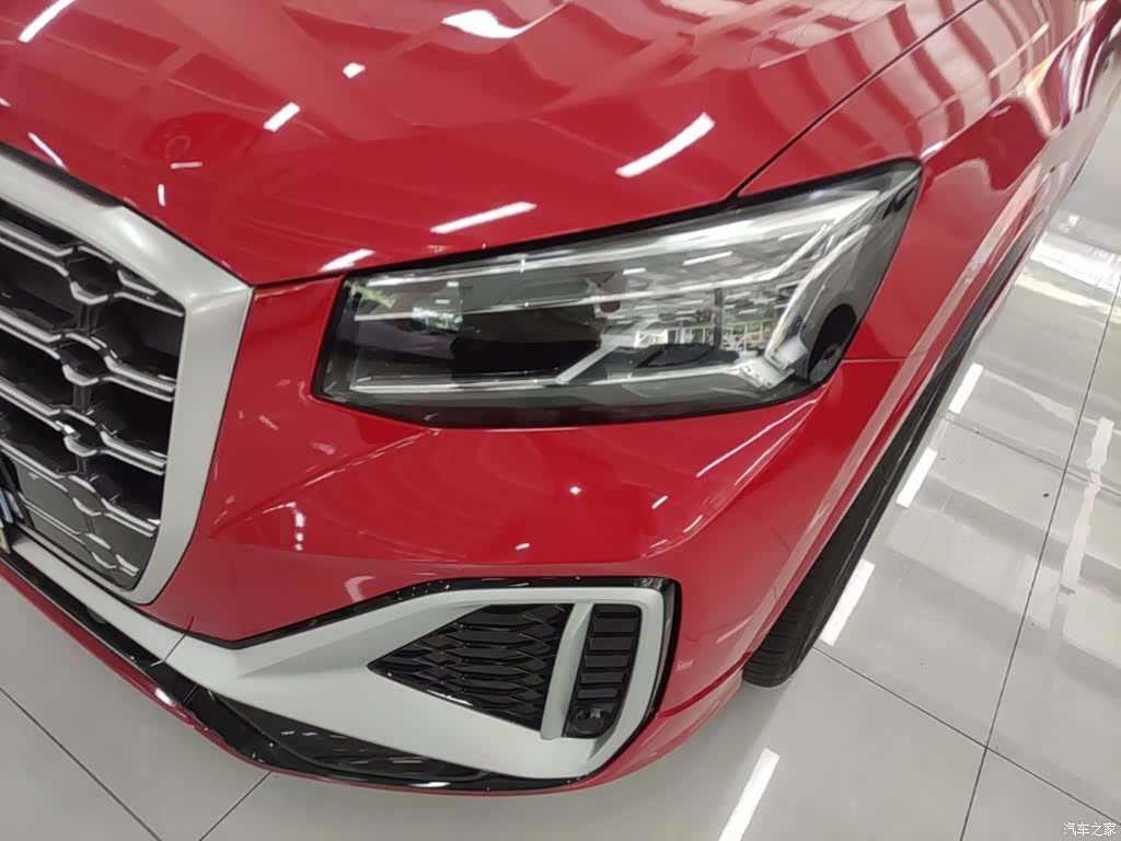 Audi Q2L, 2022 24