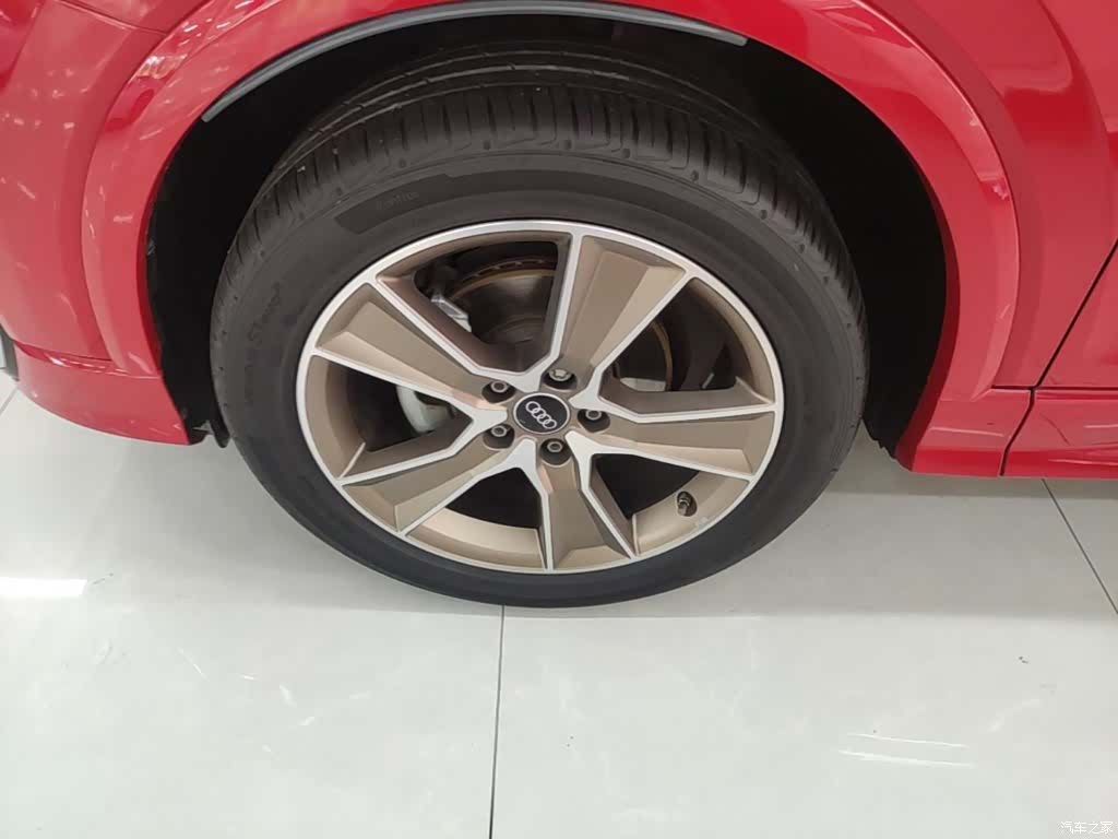 Audi Q2L, 2022 23