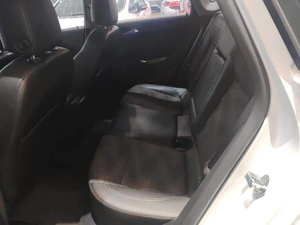 Buick XT, 2015 17