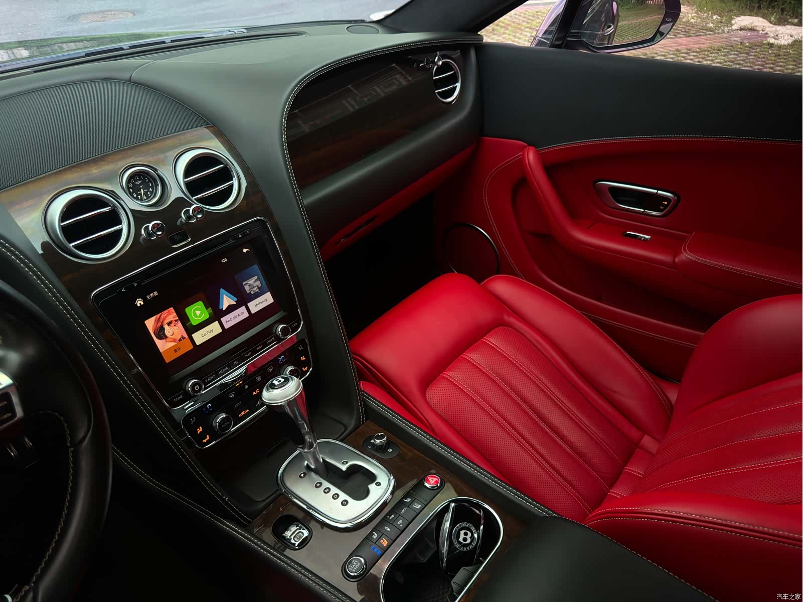 Bentley Continental GT, 2014 9