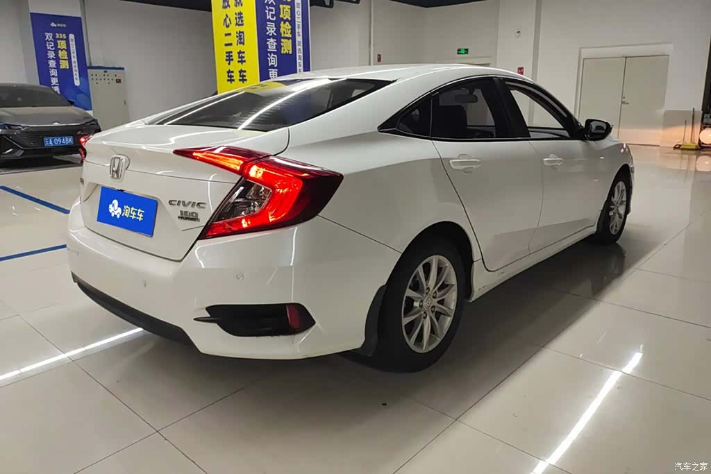 Honda Civic, 2018 3