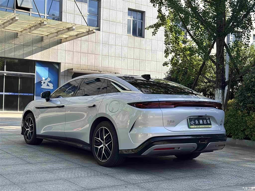 BYD Han, 2025 13