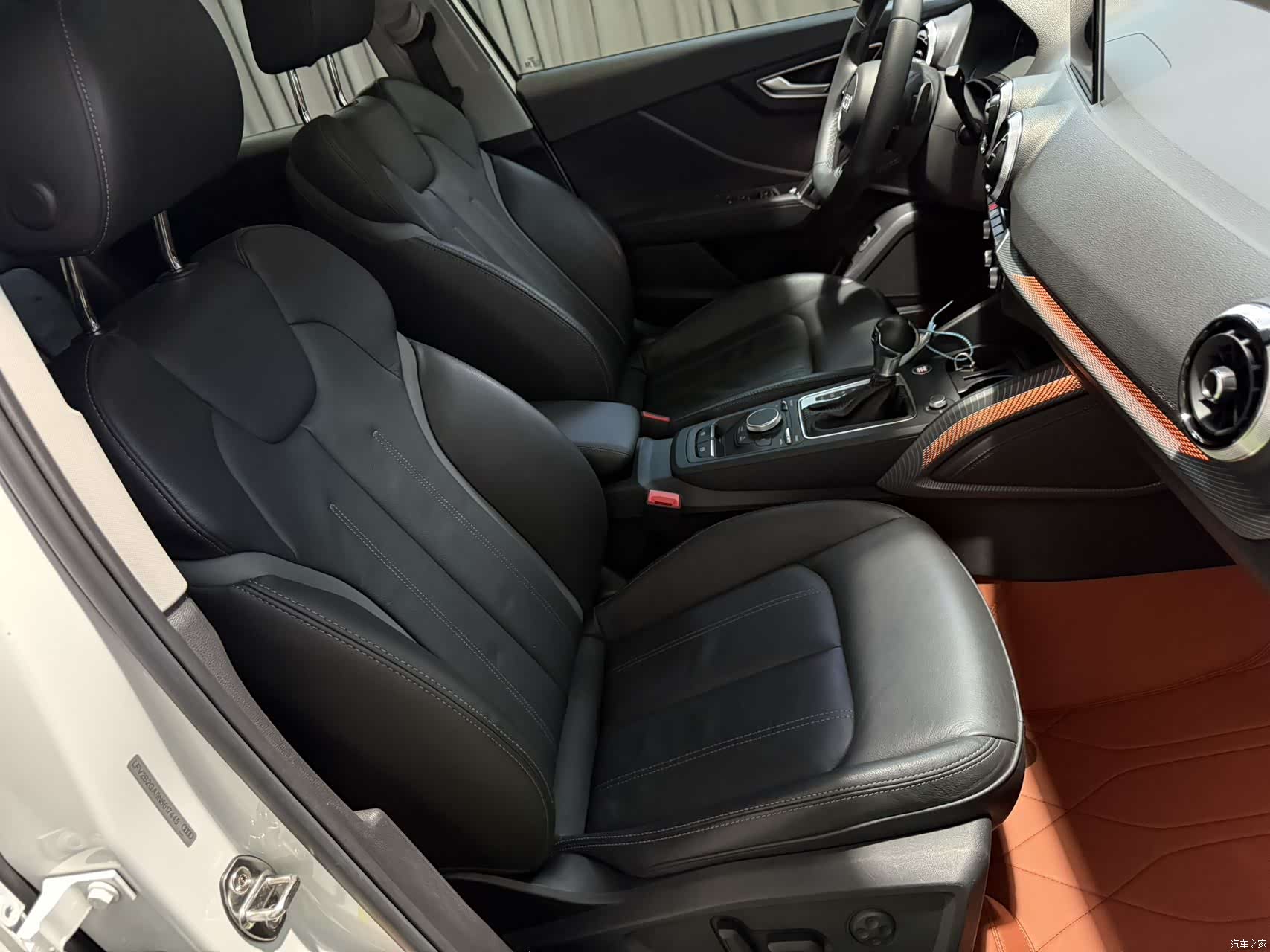 Audi Q2L, 2022 8
