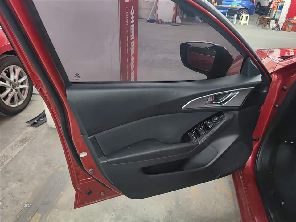 Mazda 3 Angkesaila Mazda 3 Angkesaila