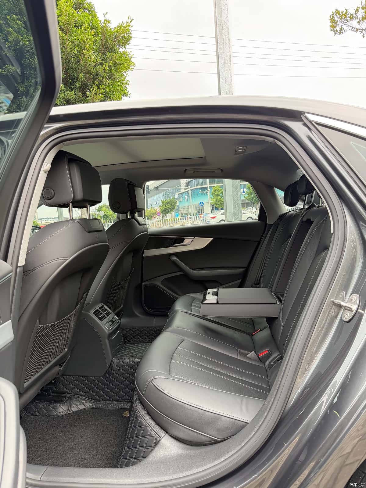 Audi A4L, 2021 7