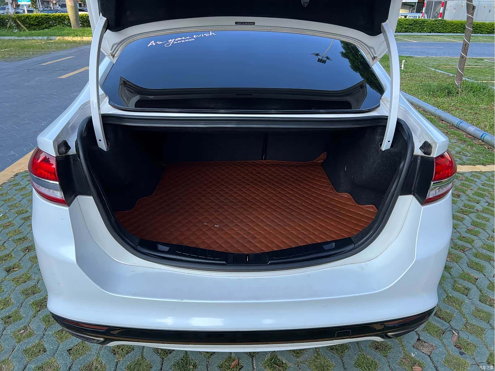 Ford Mondeo, 2018 18