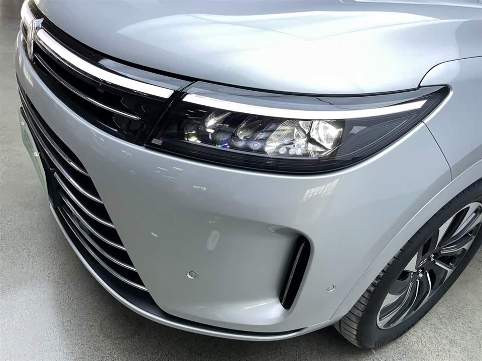 AITO Ask the world M7