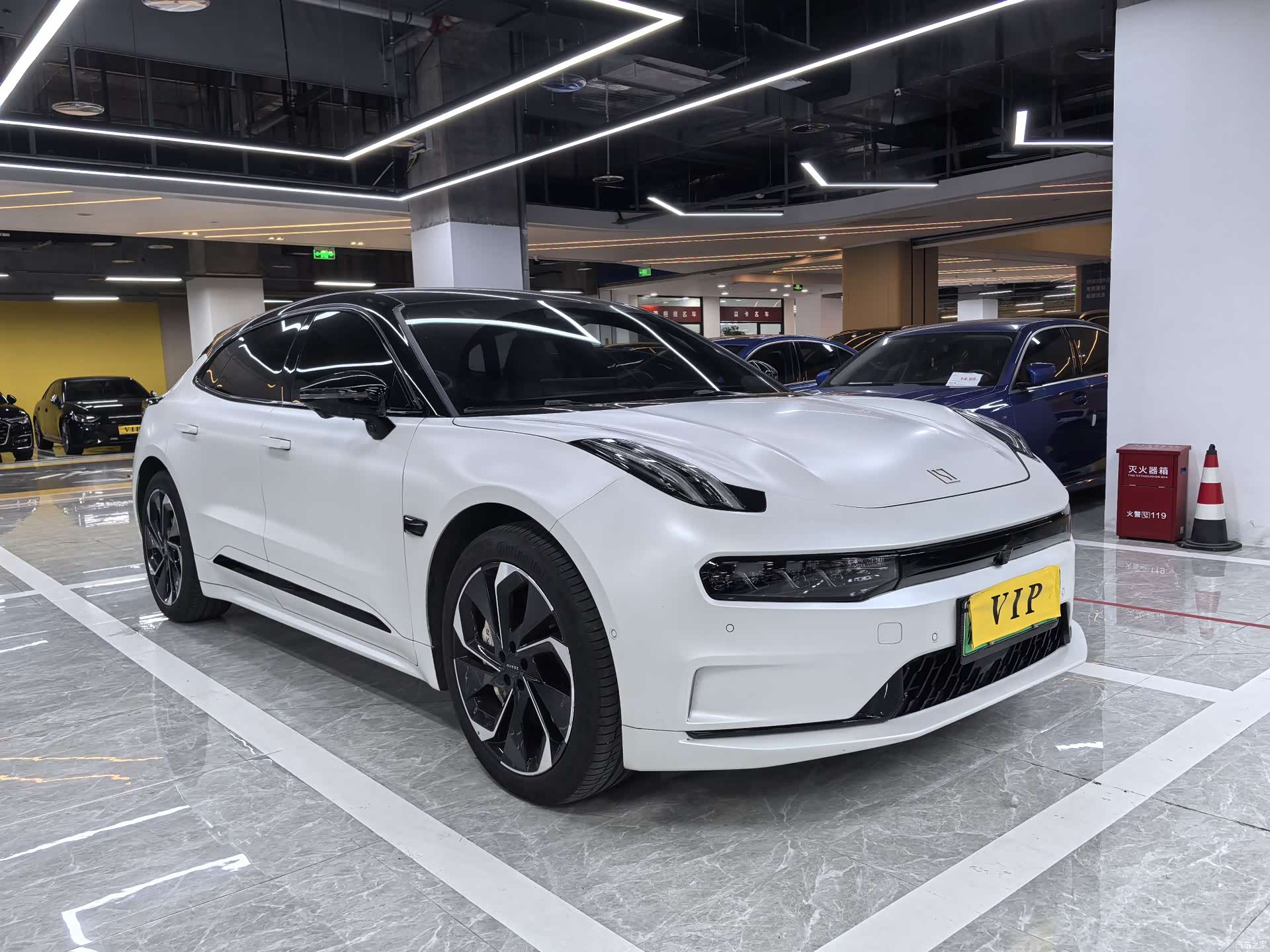 Zeekr 001, 2023 3