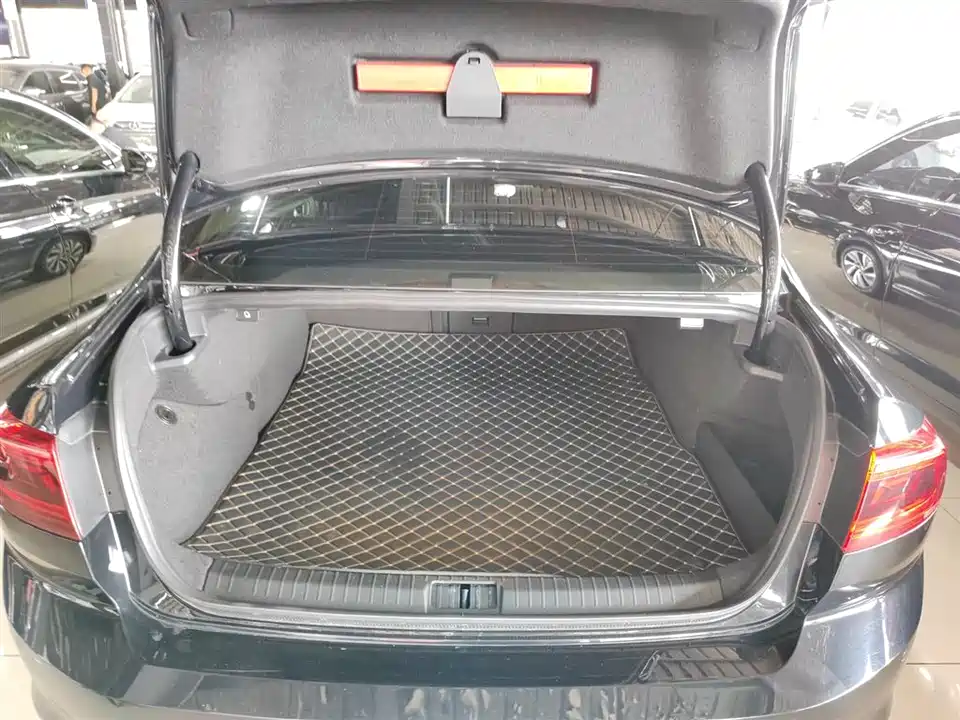 Volkswagen Magotan GTE