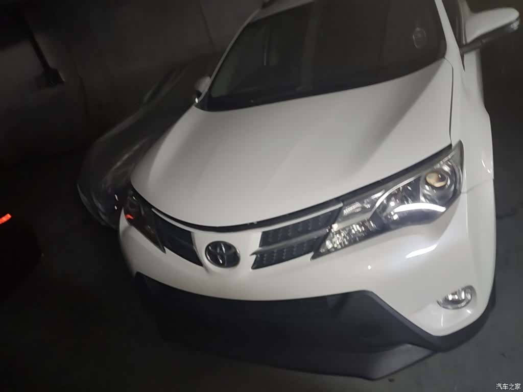 Toyota RAV4, 2016 3