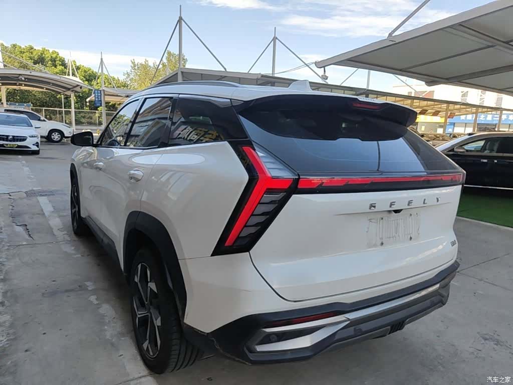 Geely Boyue, 2023 все фото