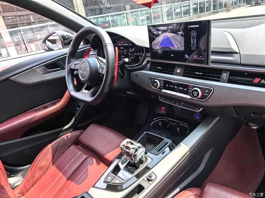 Audi A4L, 2022 6