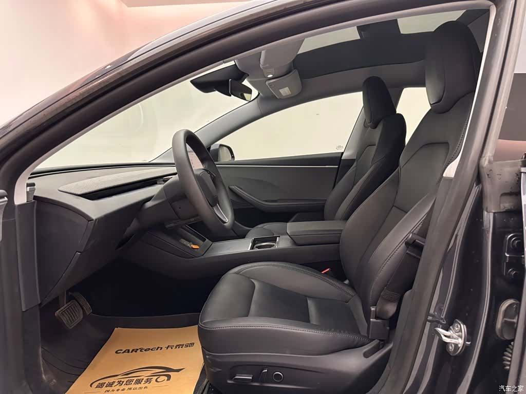 Tesla Model 3, 2024 8
