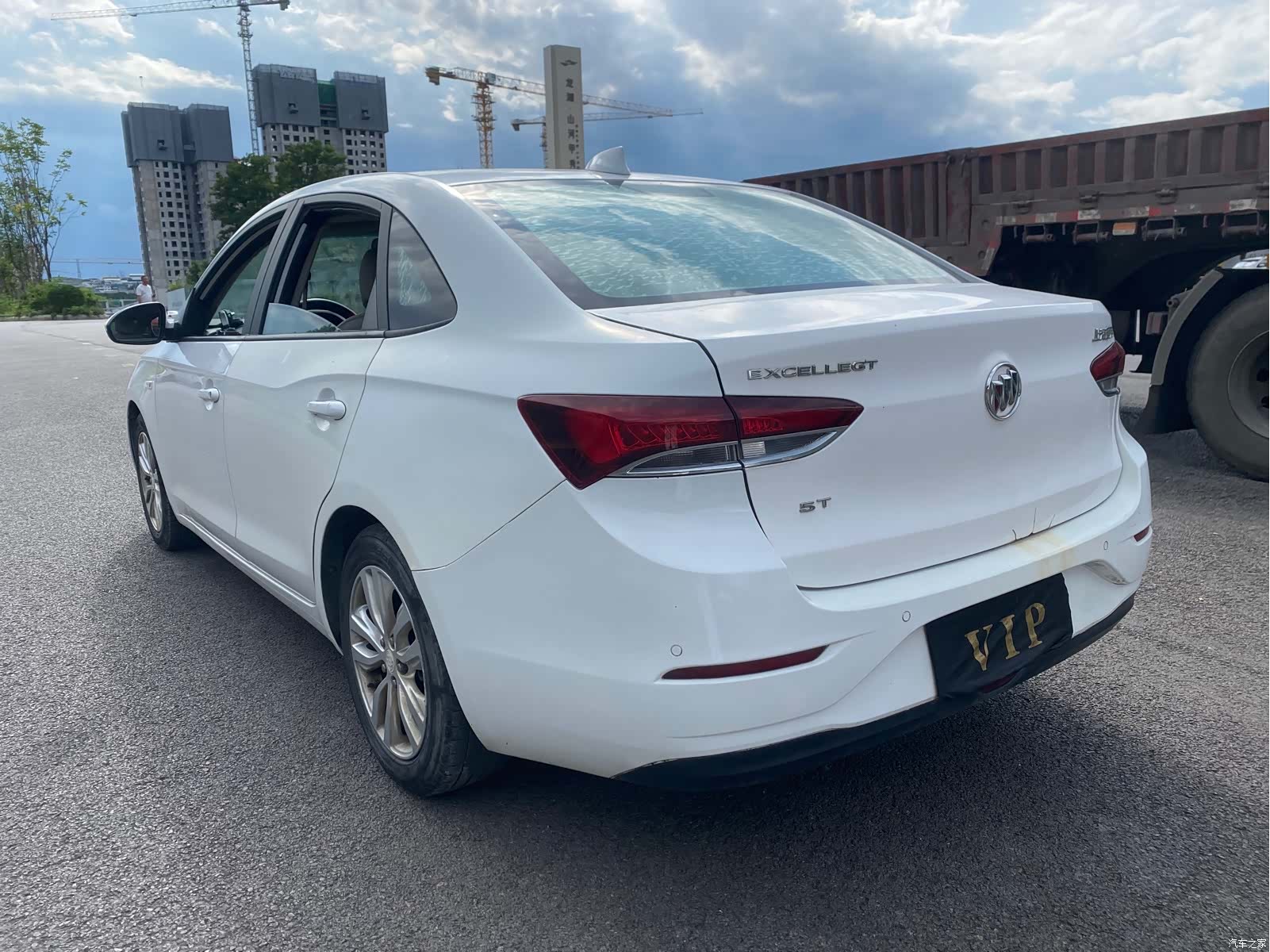 Buick V, 2018 12