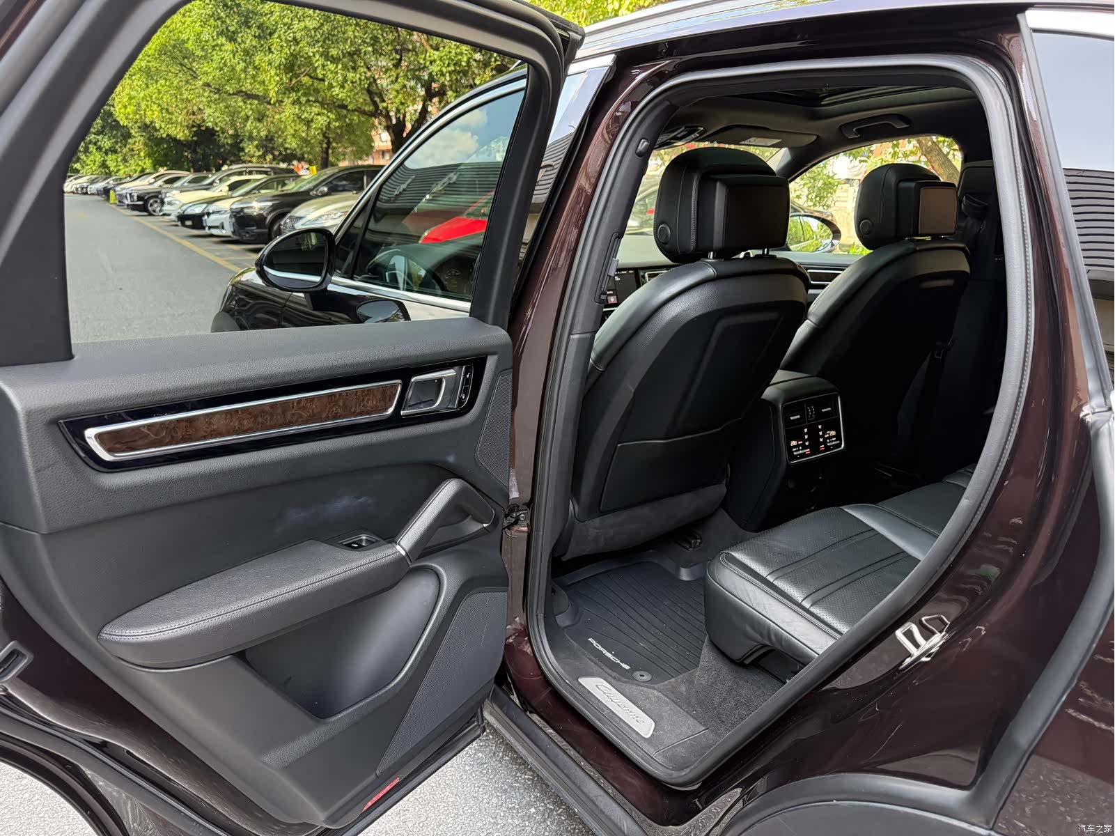 Porsche Cayenne, 2018 11