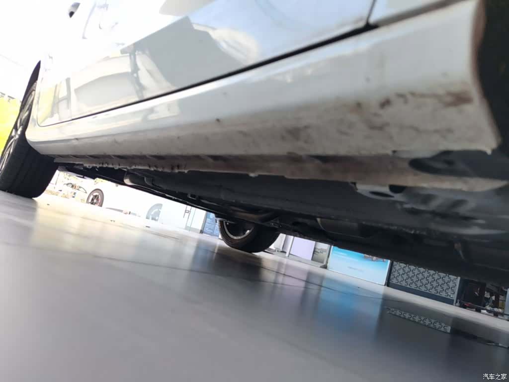 Geely Emgrand, 2024 21