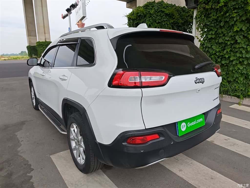 Jeep Cherokee, 2018 все фото